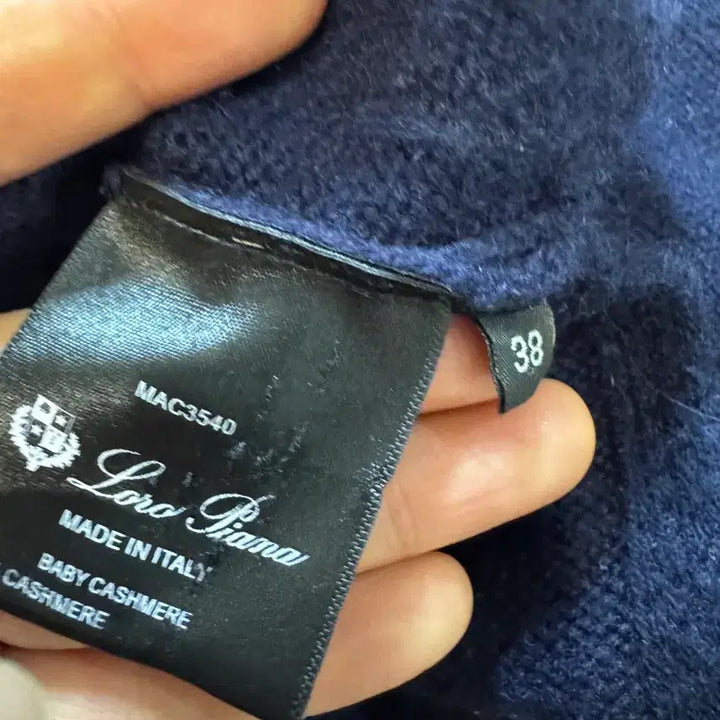 [BUNJANG] Loro Piana Baby Cashmere Knit Sweater / 로로피아나 베이비 캐시미어 니트