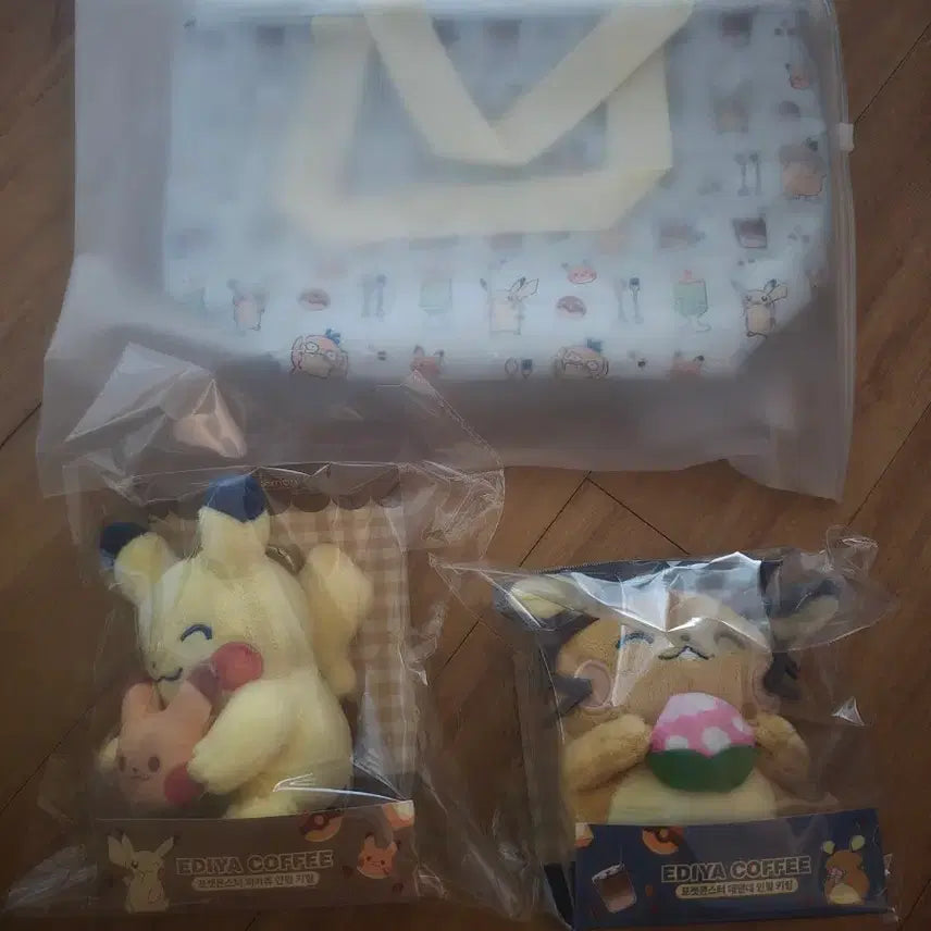 [BUNJANG] Pokemon Ediya Collaboration Plush Keyring &amp; Cooler Bag Set / 포켓몬 이디야 콜라보 인형 키링 + 보냉백