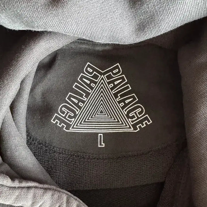 [BUNJANG] Palace Fallen City Hoodie Black L / 팔라스 폴른 시티 후드 블랙 L