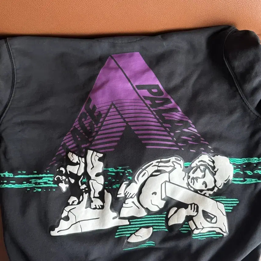 [BUNJANG] Palace Fallen City Hoodie Black L / 팔라스 폴른 시티 후드 블랙 L