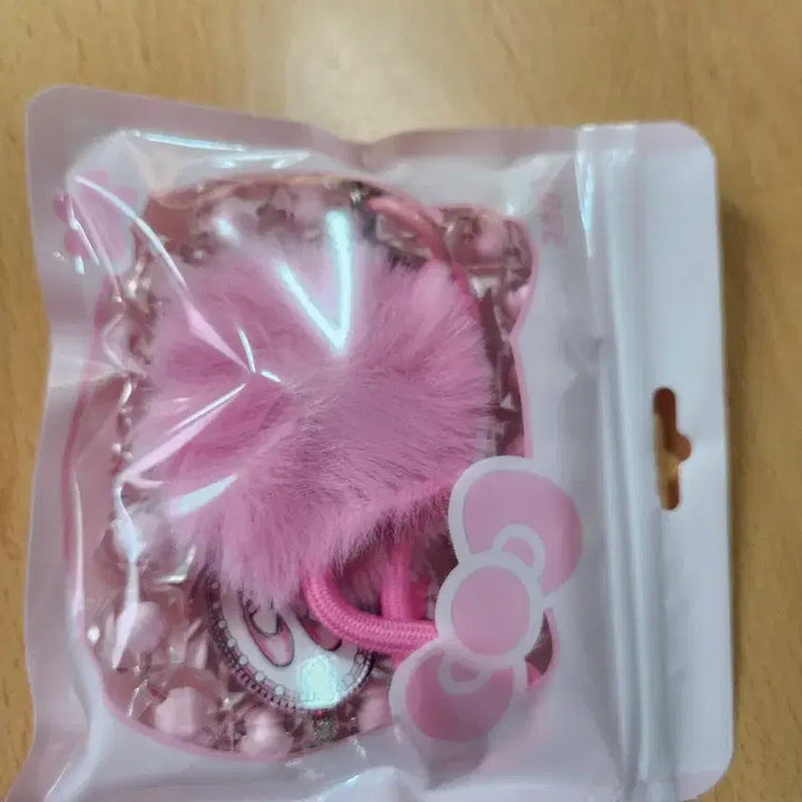 [BUNJANG] Pink Pom-Pom Ballet Toeshoes Bead Phone Strap (Handmade) / 핑크 폼폼이 도라 키링 발레 토슈즈 비즈 폰줄(핸드메이드)