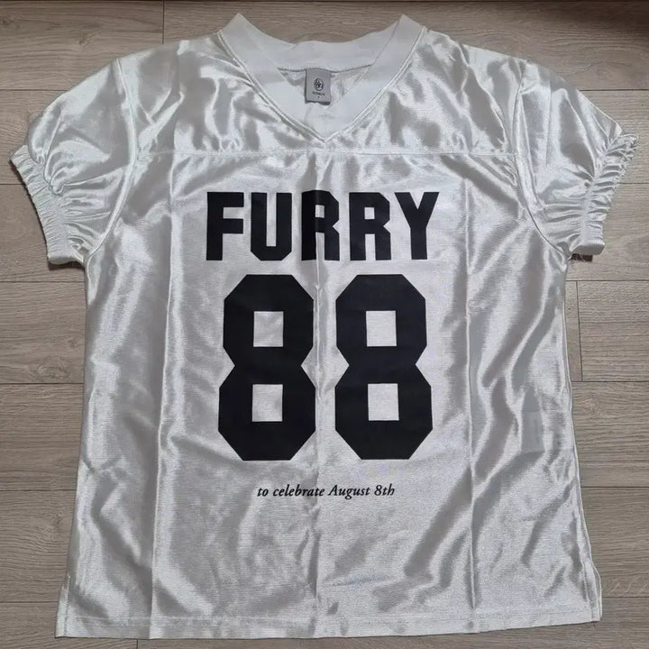 [BUNJANG] Ronron Satin Jersey T-Shirt / 새상품)론론 새틴 져지 티셔츠 판매합니다