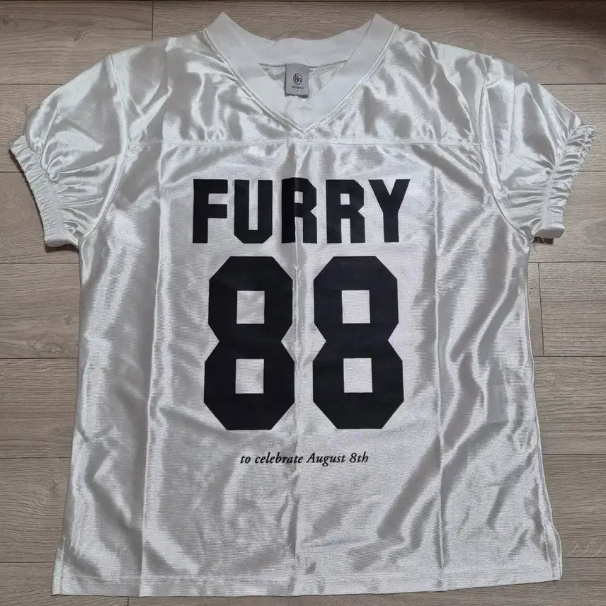 [BUNJANG] Ronron Satin Jersey T-Shirt / 새상품)론론 새틴 져지 티셔츠 판매합니다