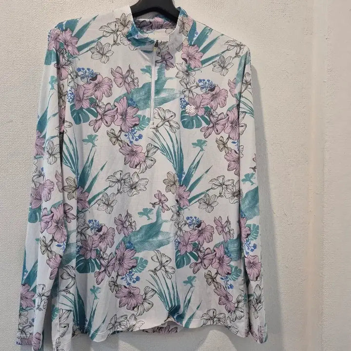[BUNJANG] Kolon Sport Floral Pattern Half-Neck Long Sleeve T-shirt / 코오롱스포츠 플라워 패턴 하프넥 긴팔티셔츠 쿨티