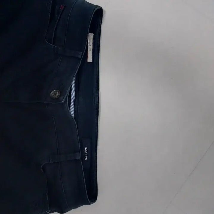 [SOLD OUT] 헤지스 여성 스판 바지 허리둘레 67