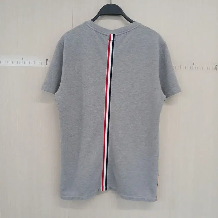 [SOLD OUT] 톰브라운 그레이 반팔 티셔츠