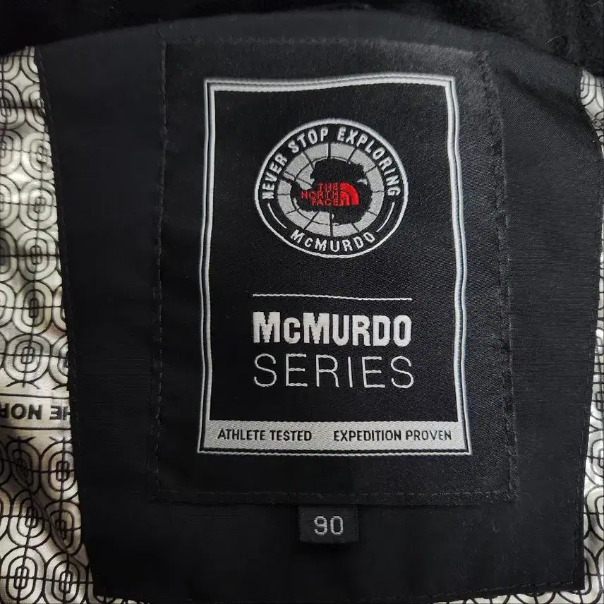[BUNJANG] The North Face McMurdo Series Down Padded Jacket (Unisex) - Size 90 / 노스페이스 맥머도 시리즈 다운 패딩 남녀공용 90