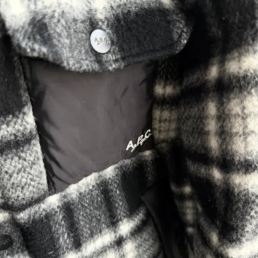 [BUNJANG] A.P.C 23FW Flannel Goose Down Padded Jacket / L/ A.P.C 아페쎄 23FW 플란넬 구스다운 패딩 점퍼