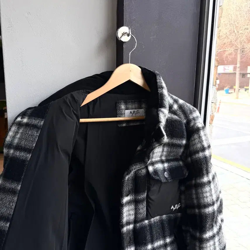 [BUNJANG] A.P.C 23FW Flannel Goose Down Padded Jacket / L/ A.P.C 아페쎄 23FW 플란넬 구스다운 패딩 점퍼