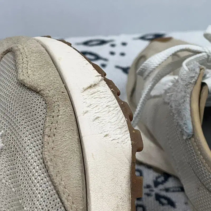 [BUNJANG] New Balance 327 Moonbeam Sneakers 260 / 뉴발란스 327 문빔 스니커즈 운동화 260 E02912