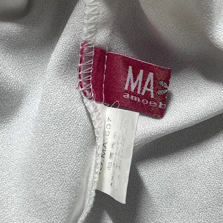 [SOLD OUT] 교판) 마즈 화이트 십자가 초커 블라우스 양산형 지뢰계 스나계 양지뢰