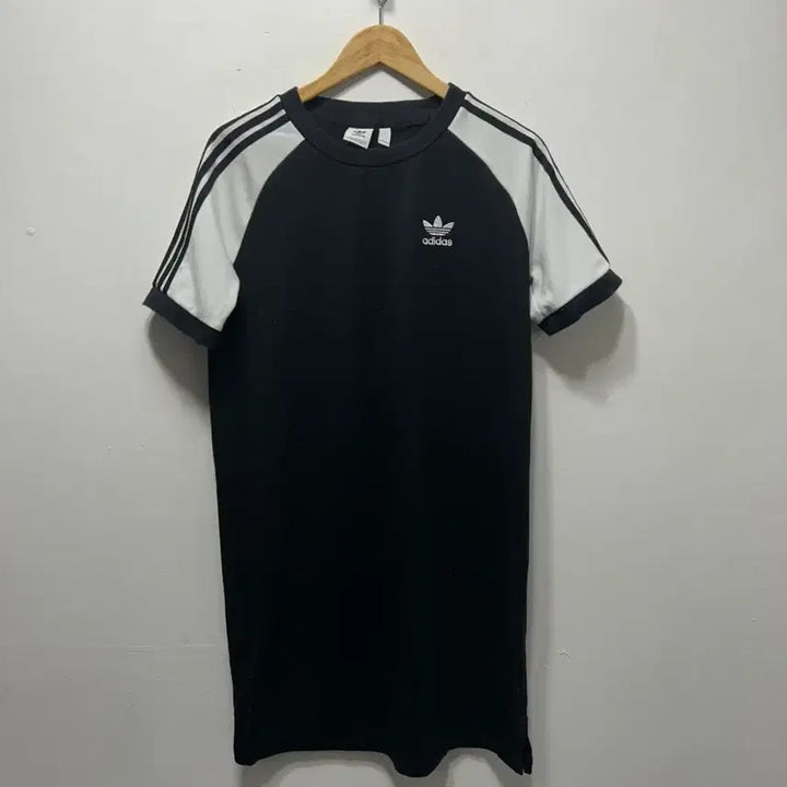 [SOLD OUT] 아디다스 삼선 반팔 롱 원피스 블랙 S