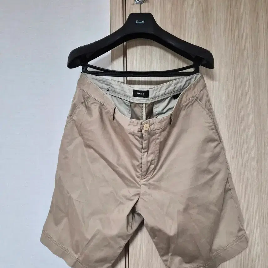 [BUNJANG] Hugo Boss Beige Shorts 34 / BOSS 휴고 보스 베이지 반바지 34