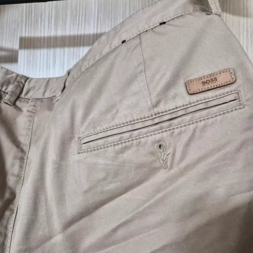 [BUNJANG] Hugo Boss Beige Shorts 34 / BOSS 휴고 보스 베이지 반바지 34