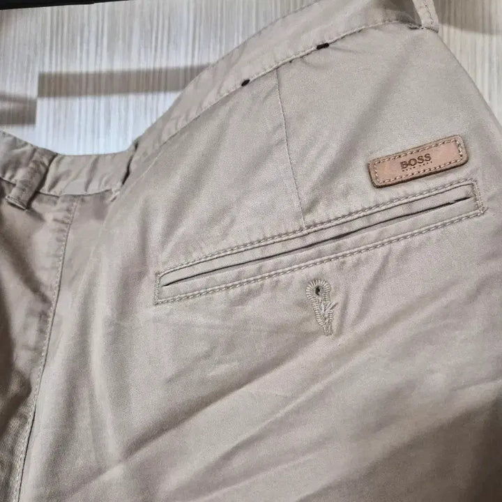 [BUNJANG] Hugo Boss Beige Shorts 34 / BOSS 휴고 보스 베이지 반바지 34