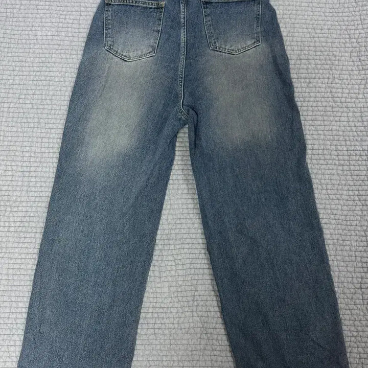 [BUNJANG] OOTJ Washed Denim Jeans / OOTJ 청바지
