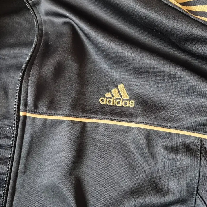 [BUNJANG] Adidas Black/Gold 3-Stripes Track Top / 아디다스 블랙/금색 삼선 트랙탑