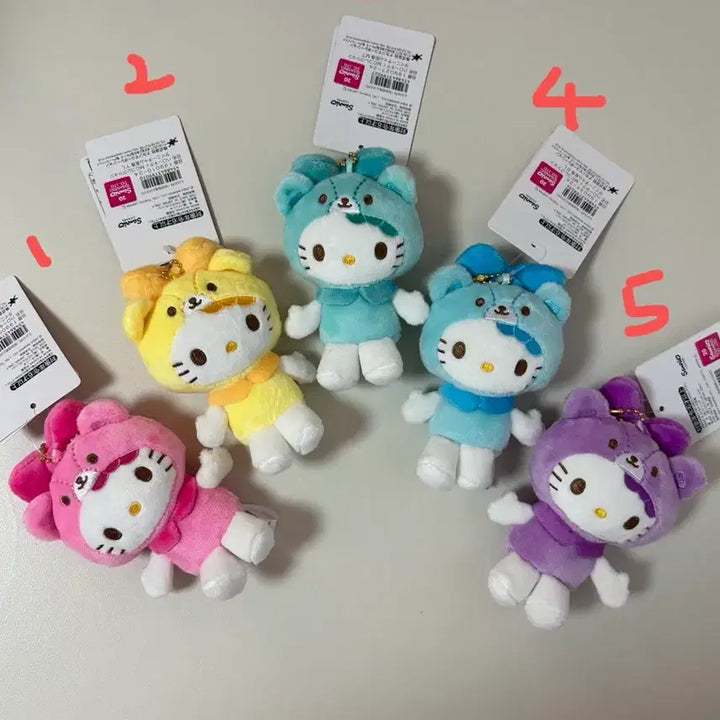 [BUNJANG] Sanrio Hello Kitty 50th Anniversary MC Collection Tiny Charm Mascot Keychain Bundle Set / 일괄) 키티 50주년 mc컬렉션 타이니참 마스코트 키링