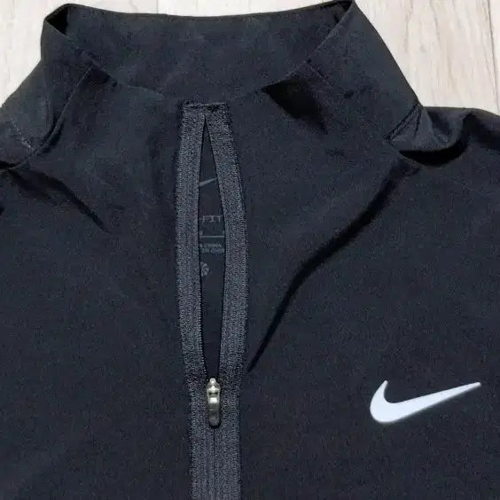 [BUNJANG] Nike Dri-FIT Windbreaker Jacket (M) / (정품) 나이키 드라이핏 바람막이 M  95 블랙  새것  미착용.