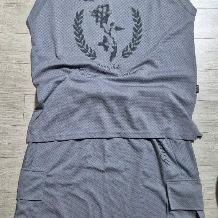 [BUNJANG] Fancy Club Tricot Sleeveless Skirt Set / 팬시클럽 트리코 슬리브리스 스커트 세트 판매합니다