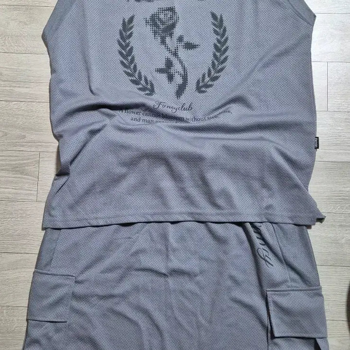 [BUNJANG] Fancy Club Tricot Sleeveless Skirt Set / 팬시클럽 트리코 슬리브리스 스커트 세트 판매합니다