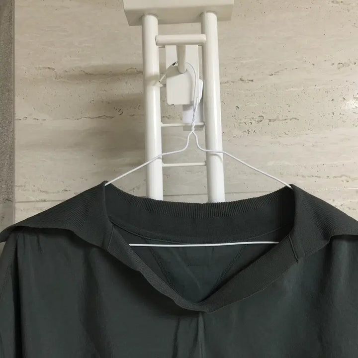 [BUNJANG] SYSTEM Lettering Collar Blouse / SYSTEM 시스템 22 레터링 카라 블라우스 55