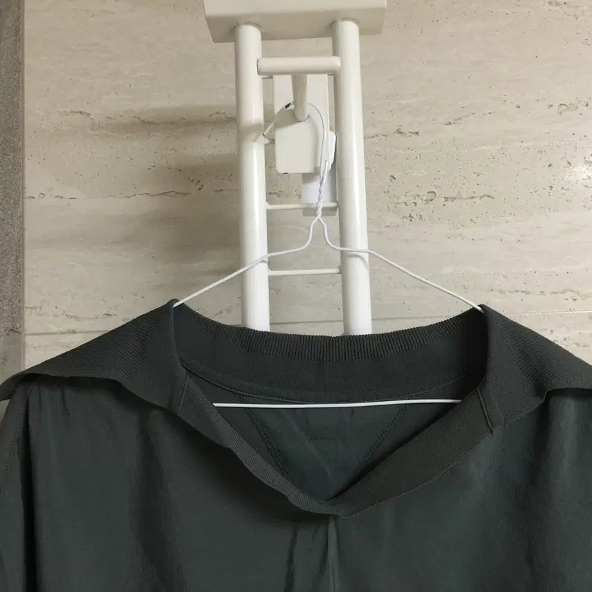 [BUNJANG] SYSTEM Lettering Collar Blouse / SYSTEM 시스템 22 레터링 카라 블라우스 55