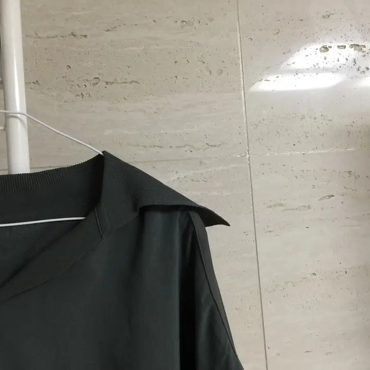 [BUNJANG] SYSTEM Lettering Collar Blouse / SYSTEM 시스템 22 레터링 카라 블라우스 55