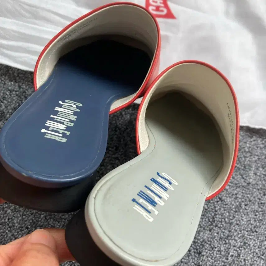 [BUNJANG] Camper Right Nina Red Mule / Camper 캠퍼 레드 뮬