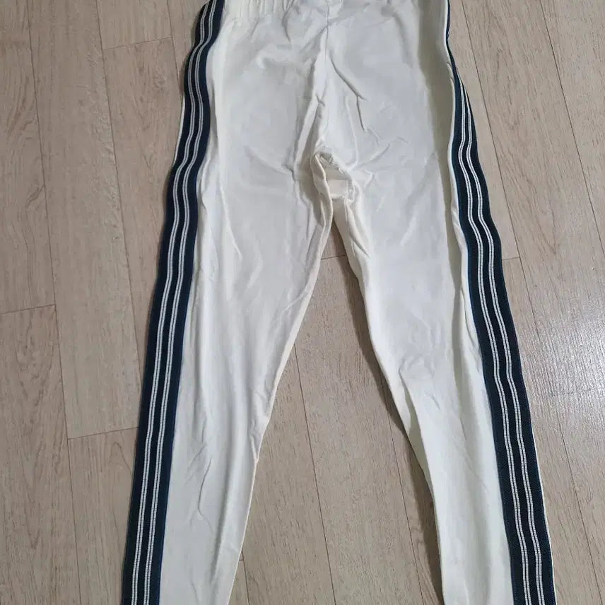 [SOLD OUT] 아디다스 레깅스