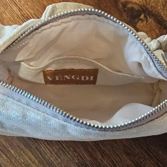 [BUNJANG] Vengdi Luke Bag Silver Shoulder Bag / 벵디 루크 백 실버 색상 (vengdi ruke bag)