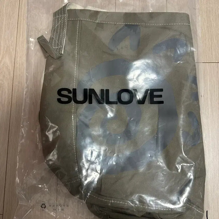 [BUNJANG] SUNLOVE RIIZE Khaki Tote Bag / SUNLOVE  riize 카키색 토트백
