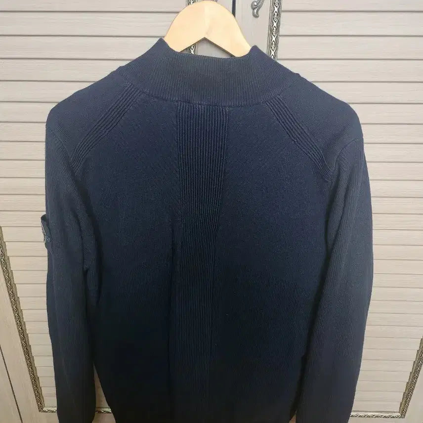 [BUNJANG] Rose Scherbakia Knit Padded Jumper Navy Size 105 / 장미숼바스키아 니트 패딩 점퍼 105