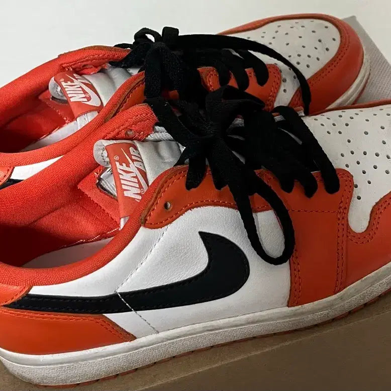 [BUNJANG] Nike Jordan 1 Low OG Starfish Sneakers / [250] 조던 1 로우 OG 스타피쉬
