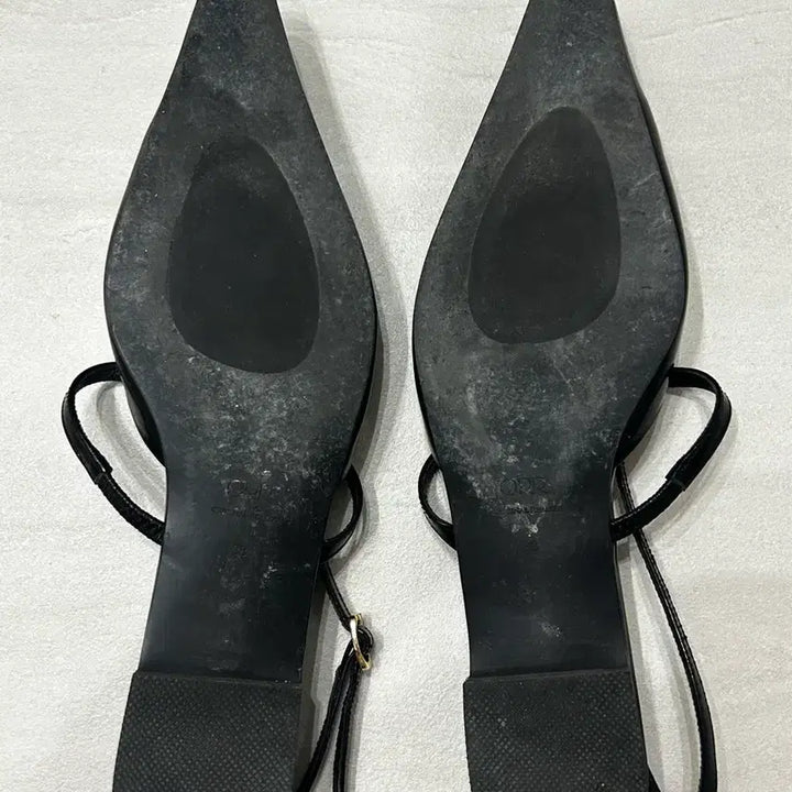 [BUNJANG] ORR T Strap Slingback Black 250 / ORR 오르 T 스트랩 슬링백 블랙 250