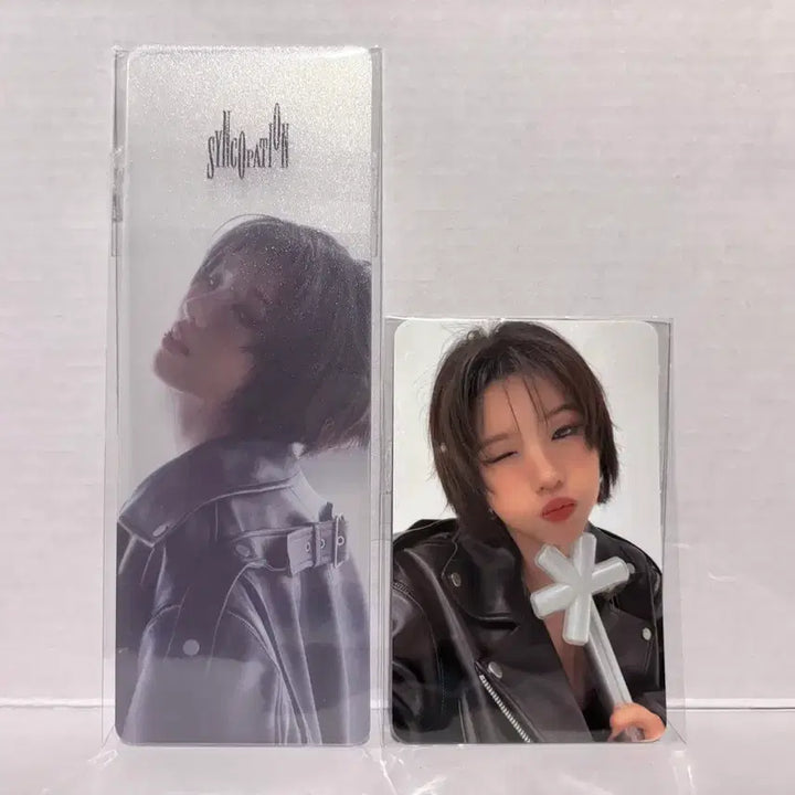 [BUNJANG] (G)I-DLE Soyeon Concert Bookmark &amp; Photocard / 아이들 소연 콘서트 책갈피 &amp; 포카 양도합니다