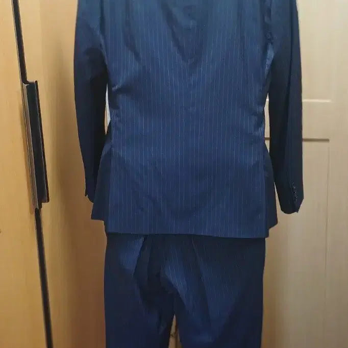 [SOLD OUT] 이태리 랄프로렌 핀스트라이프 수트 셋업 (38S/모 100%)