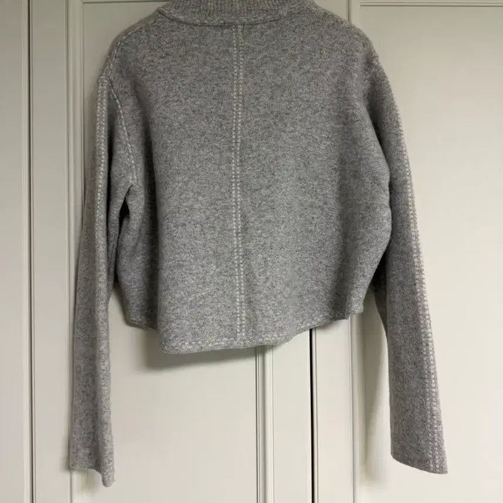 [BUNJANG] Mujerla (Raon Company) Grey Stitch Cardigan / 뮤제라(라온컴퍼니) 그레이 스티치 가디건