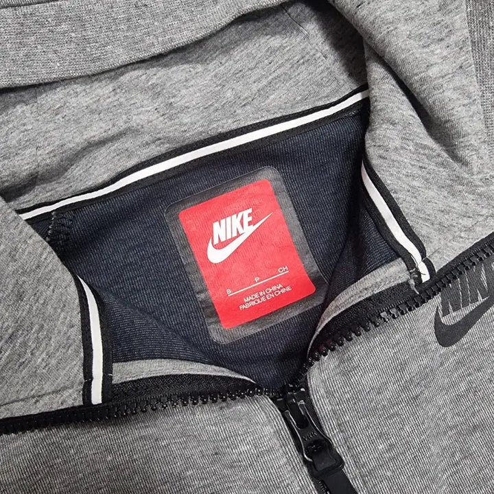 [SOLD OUT] 나이키 테크팩 후드집업