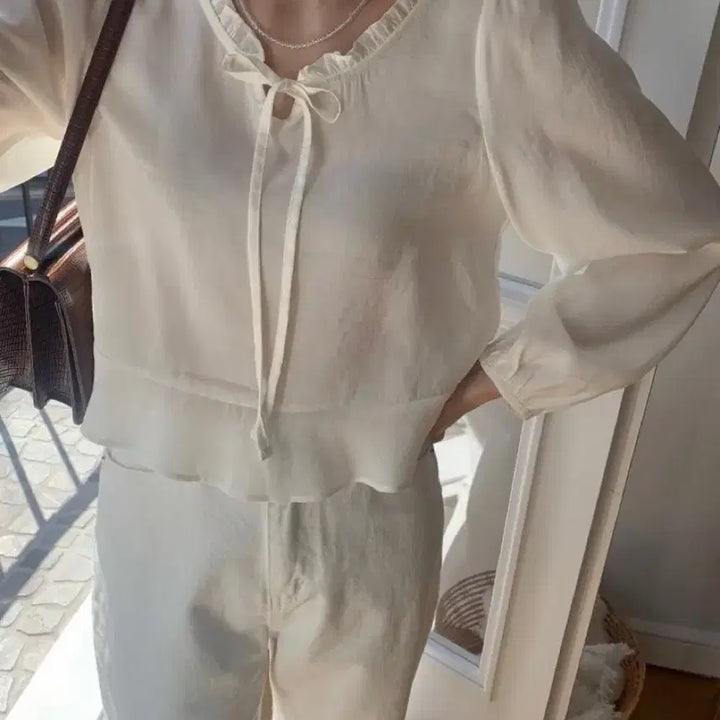 [BUNJANG] Been Mute Fiona Blouse / (새상품) 빈뮤트 피오나 블라우스