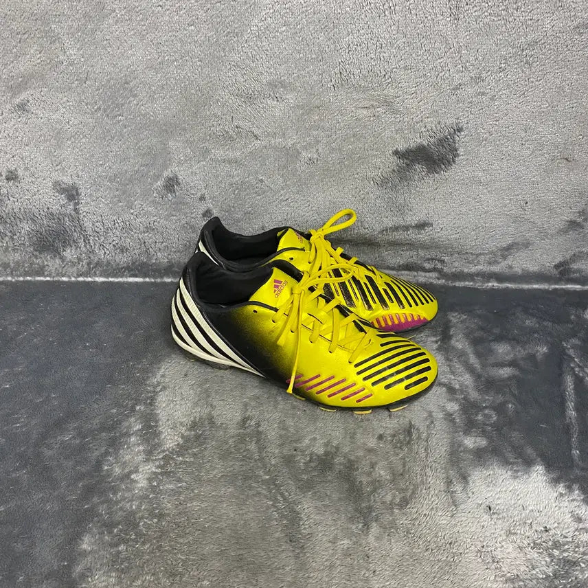 [BUNJANG] Adidas Soccer Cleats Size 255 / 아디다스 축구화 255