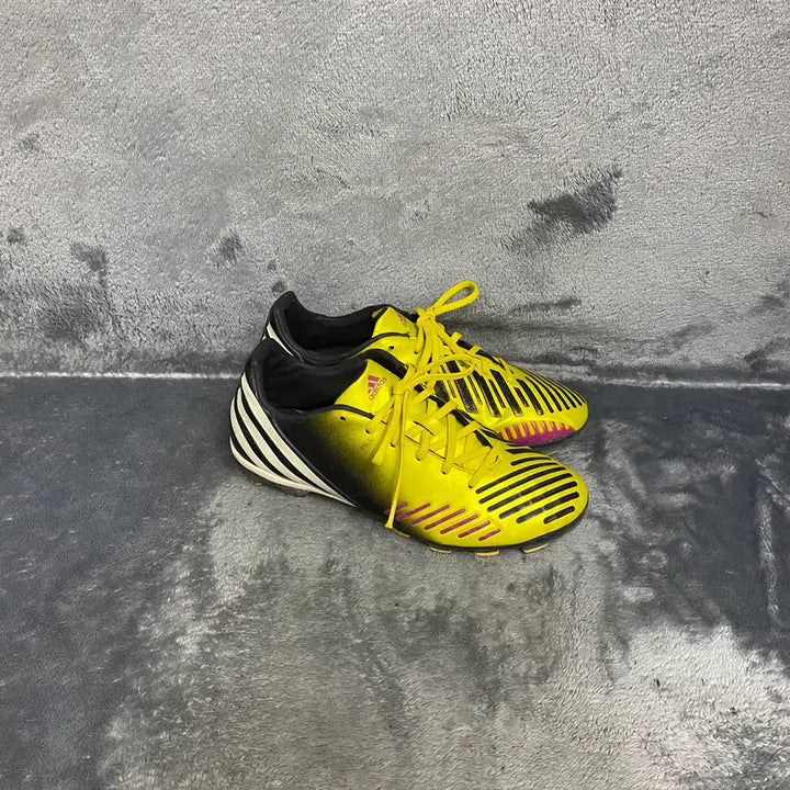 [BUNJANG] Adidas Soccer Cleats Size 255 / 아디다스 축구화 255