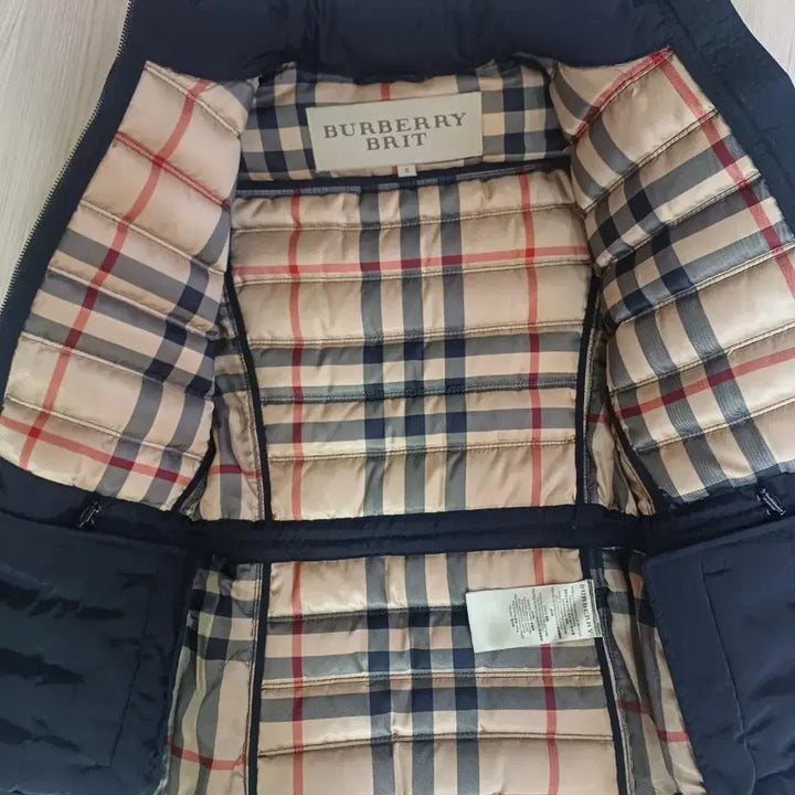 [SOLD OUT] 버버리경량패딩