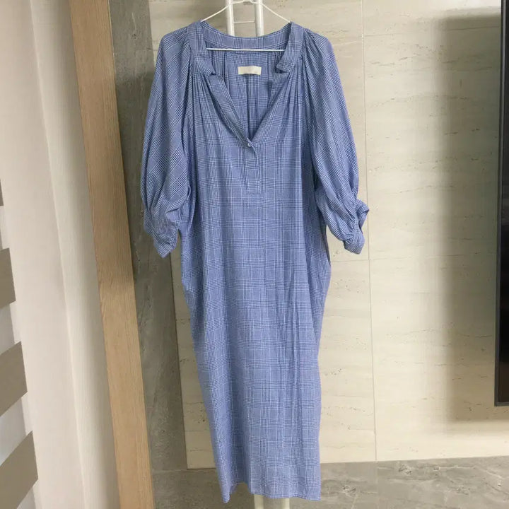 [BUNJANG] The Ilma Puff Sleeve Check Long Dress / 더일마 퍼프소매 체크 롱 원피스 free