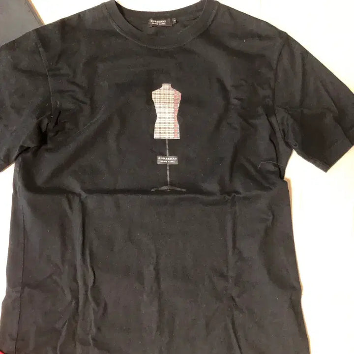 [BUNJANG] Burberry Mannequin T-Shirt / 버버리 마네킹티셔츠 100