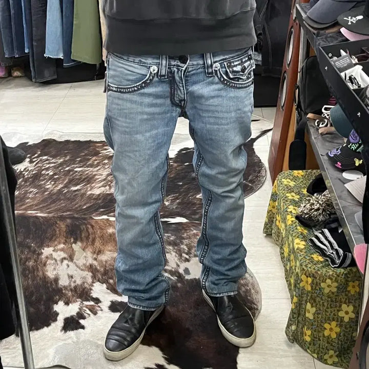 [BUNJANG] True Religion Ricky Big QT Bootcut Denim (29) / 트루릴리젼 리키 빅 QT 부츠컷 데님(29)