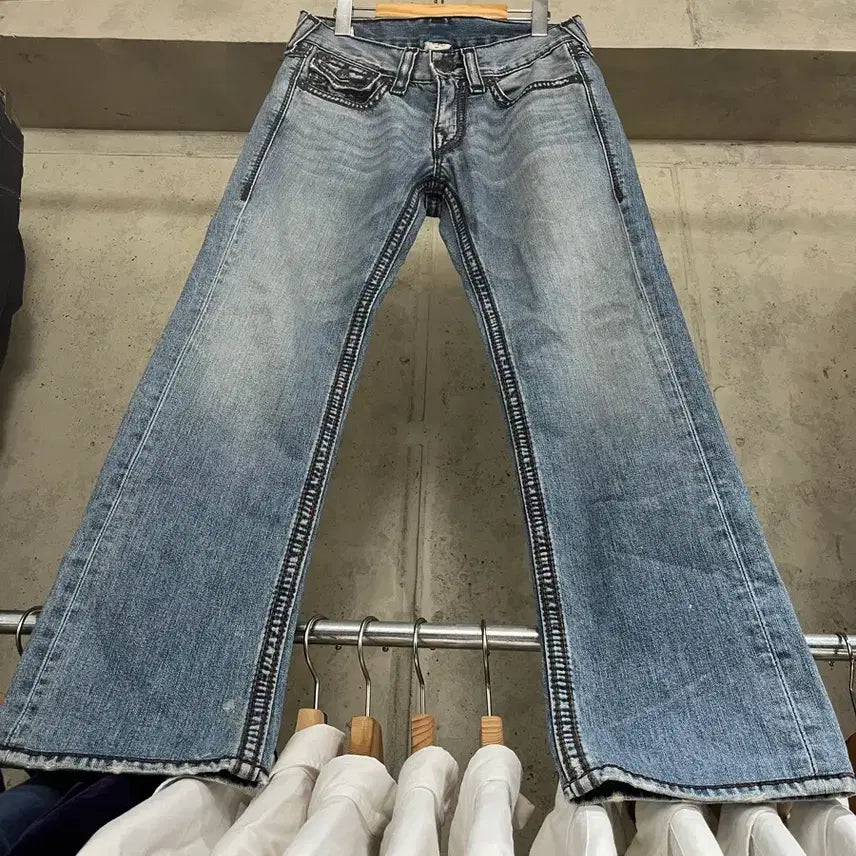 [BUNJANG] True Religion Ricky Big QT Bootcut Denim (29) / 트루릴리젼 리키 빅 QT 부츠컷 데님(29)