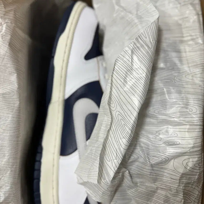 [BUNJANG] HUF Dunk Low New York Sneakers / 270) 허프 덩크 로우 뉴욕 새상품
