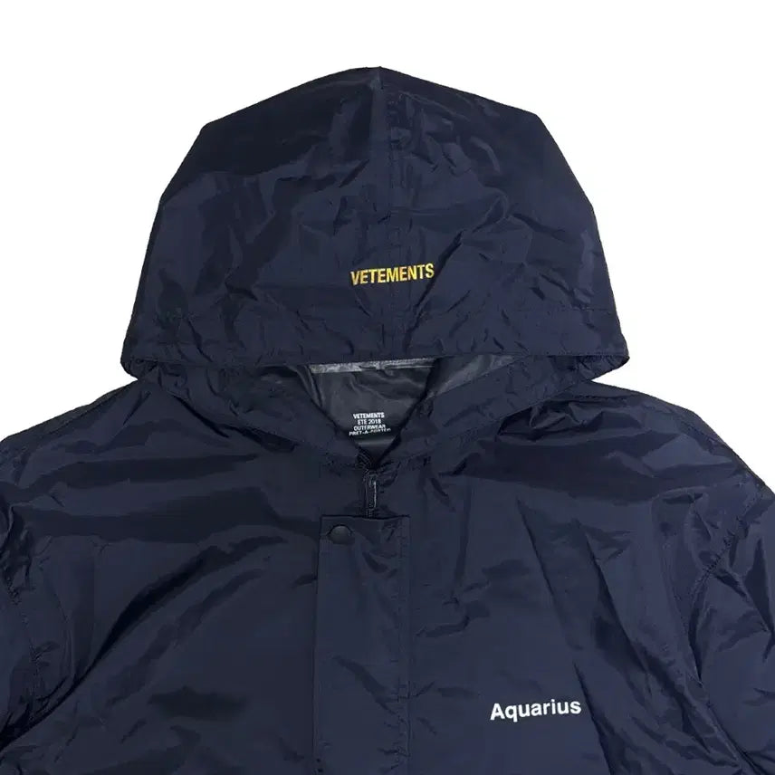 [BUNJANG] VETEMENTS 18SS Aquarius Constellation Raincoat OS / [OS] 18SS 베트멍 레인코트