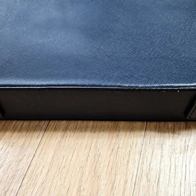 [BUNJANG] Beanpole Leather Crossbody Bag / 빈폴 가죽 크로스백